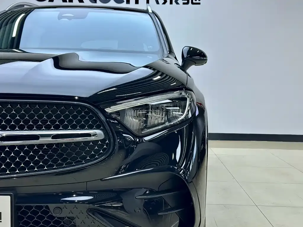 Mercedes-Benz GLC — фото 10