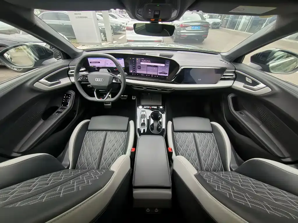 Audi A5L 2025 из CN, фото 3