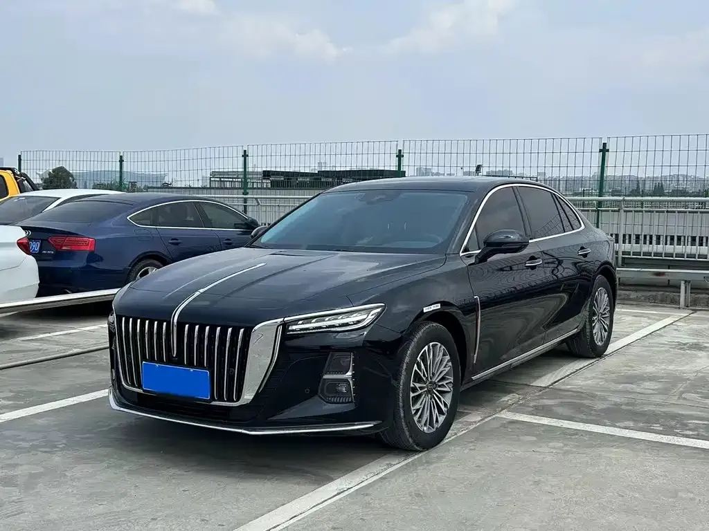 Hongqi H5 — фото 1