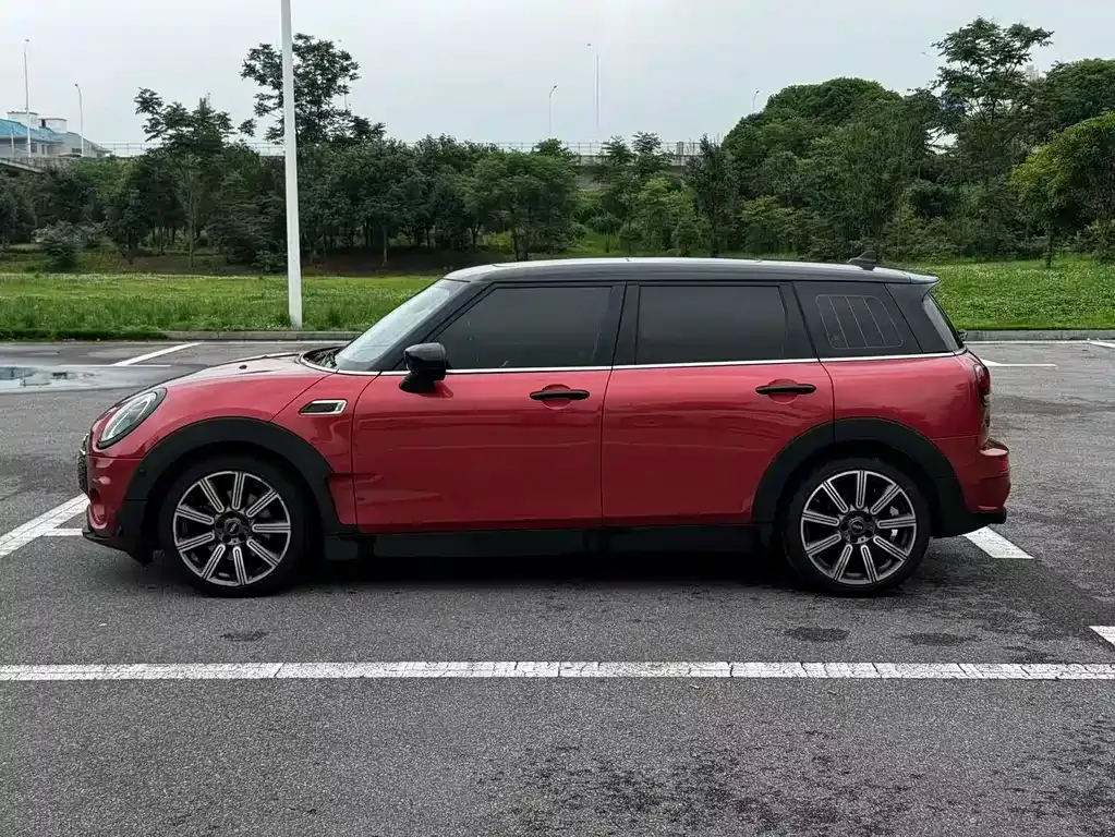 MINI Clubman — фото 7