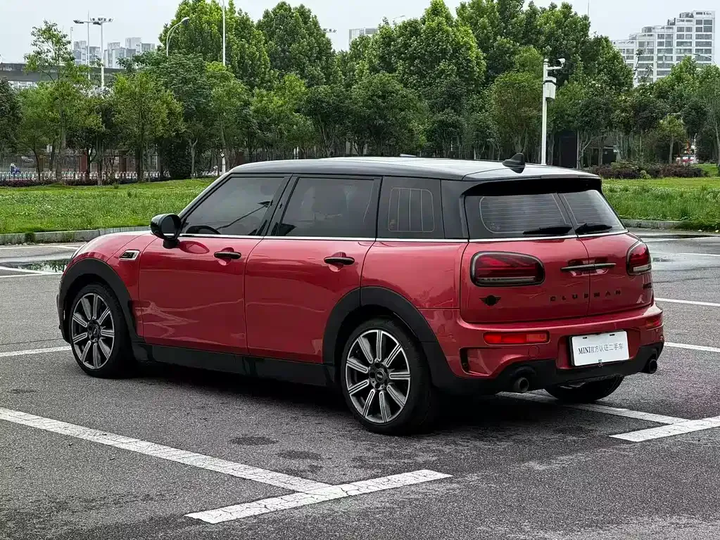 MINI Clubman — фото 8