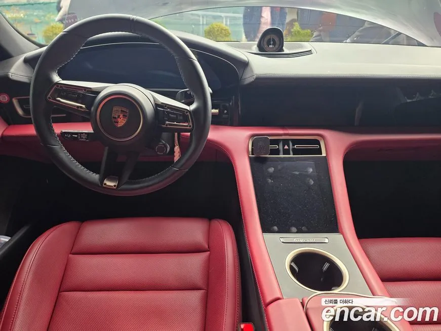 Porsche Taycan 2023 из KR, фото 2