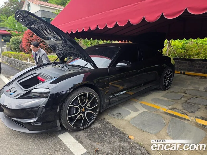 Porsche Taycan 2023 из KR, фото 6