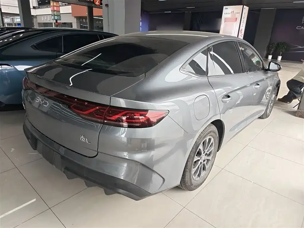 BYD Qin L — фото 10