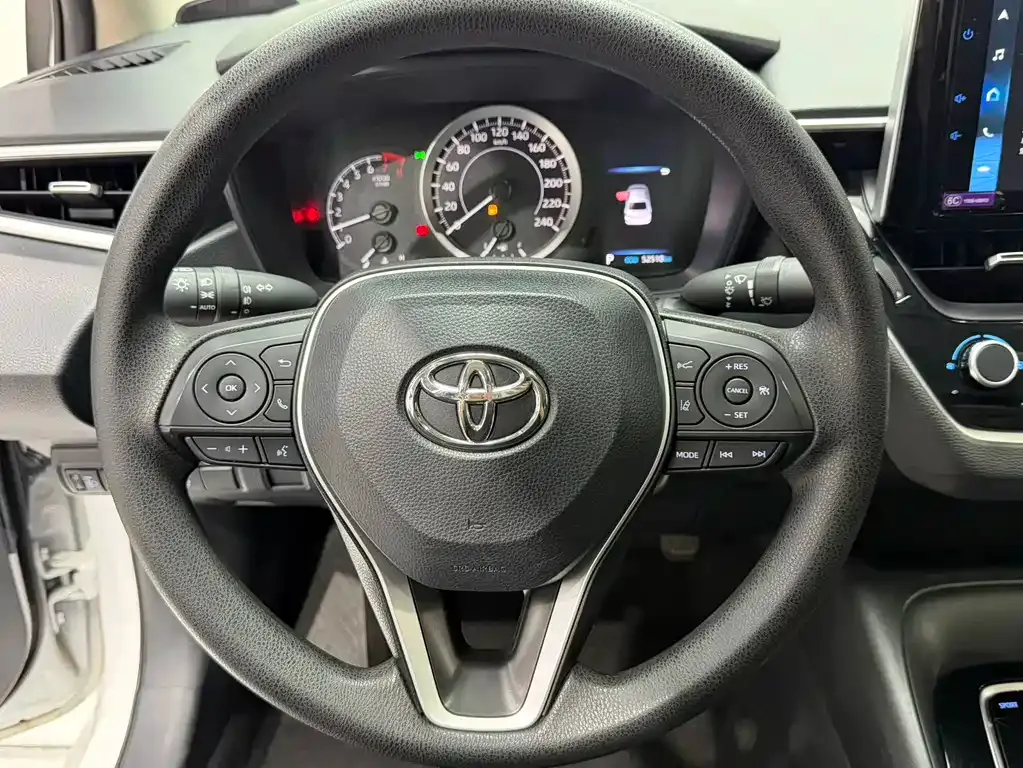 Toyota Corolla — фото 3