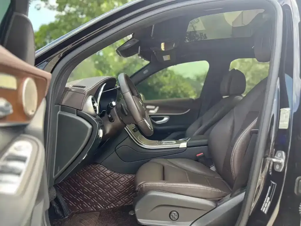 Mercedes-Benz GLC — фото 2