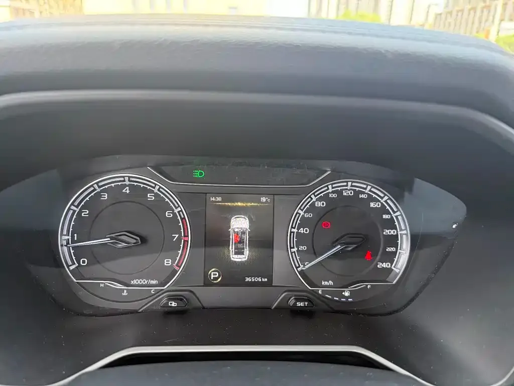 Geely Vision X6 2022 из CN, фото 2
