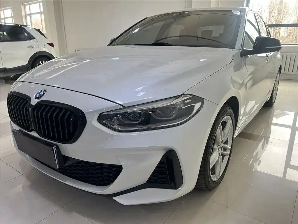BMW 1 Series — фото 1