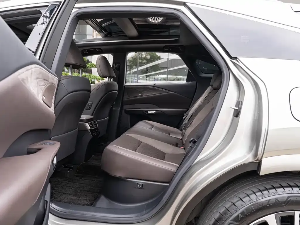 Lexus RX New Energy — фото 4