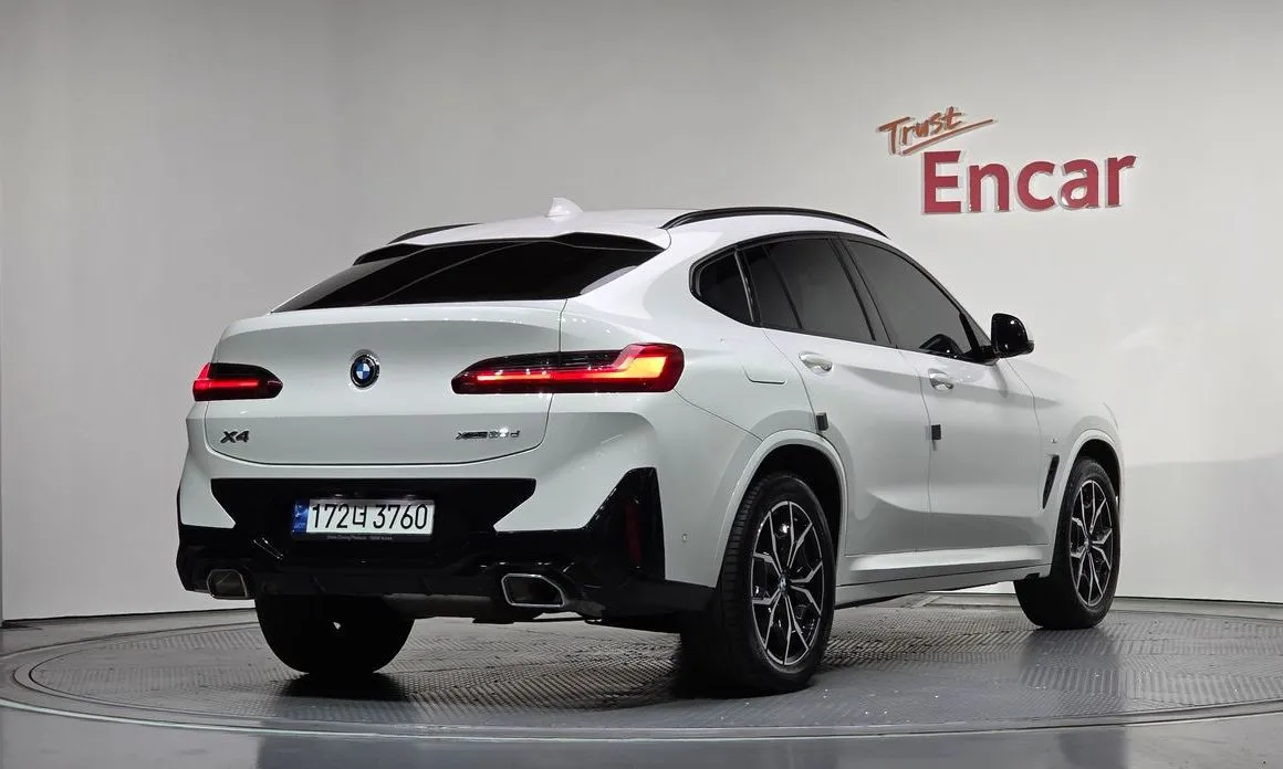 BMW X4 2023 из KR, фото 3