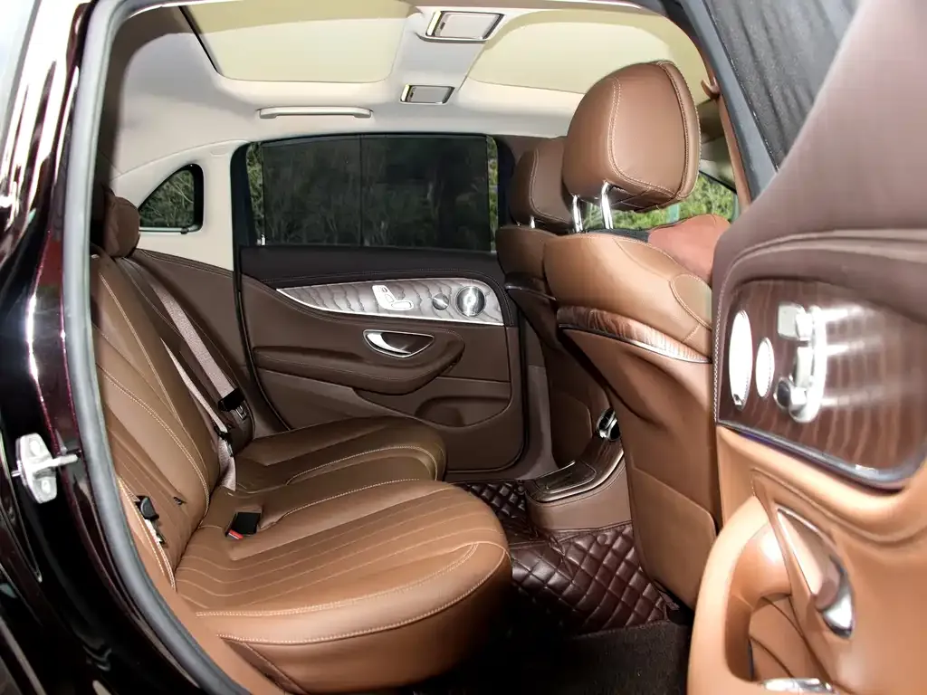 Mercedes-Benz E-Class 2021 из CN, фото 2