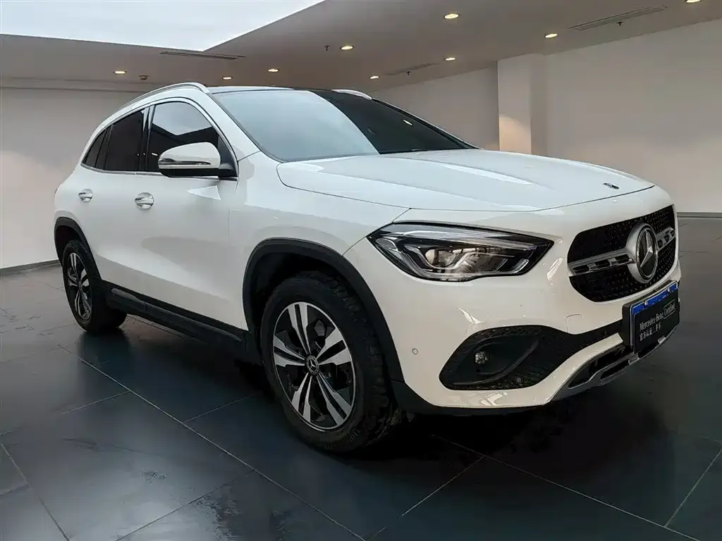 Mercedes-Benz GLA — фото 8