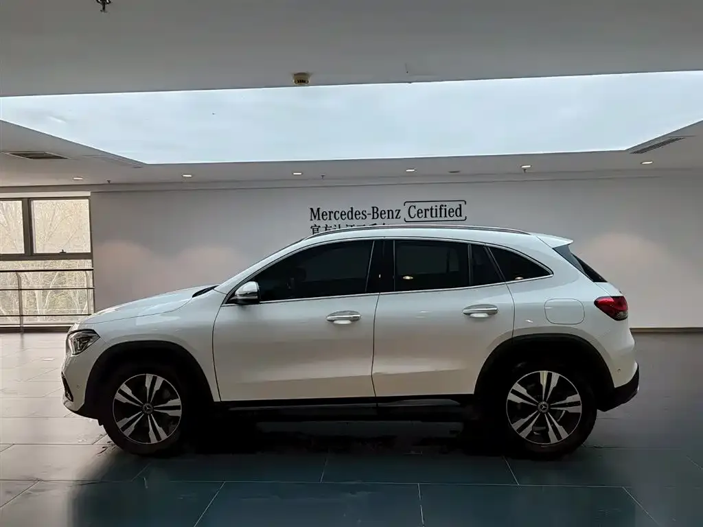 Mercedes-Benz GLA — фото 10