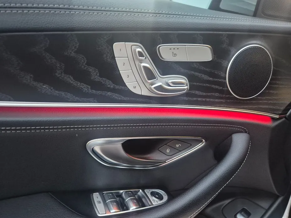 Mercedes-Benz E-Class 2021 из KR, фото 8