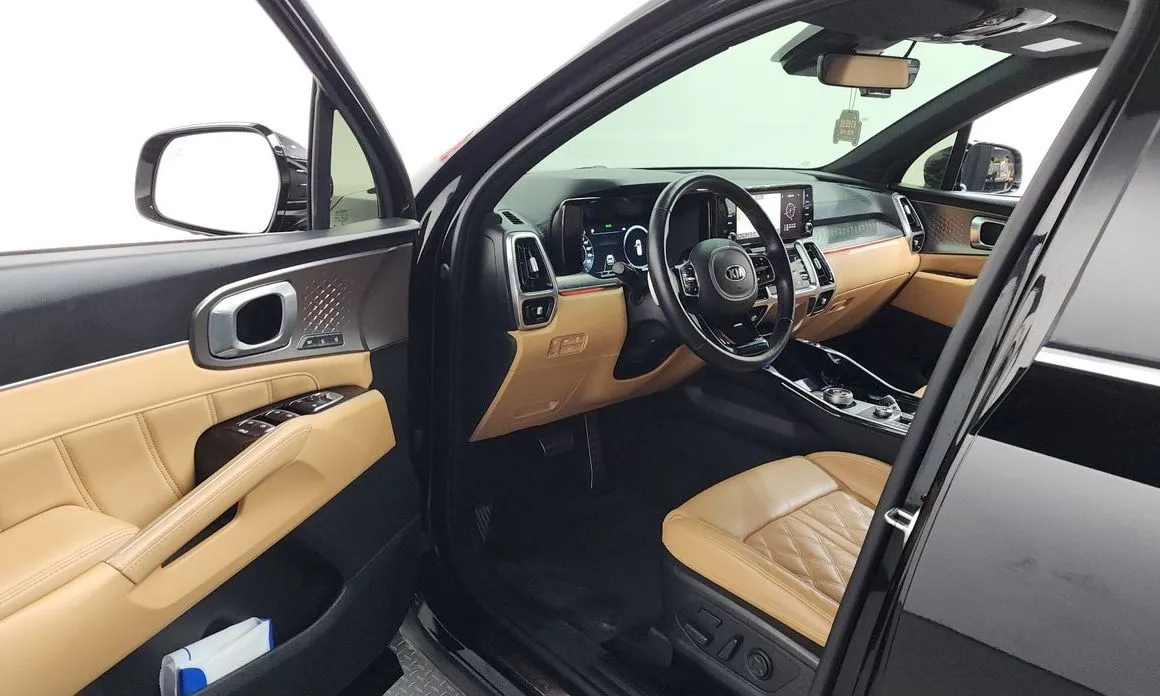 Kia Sorento — фото 8