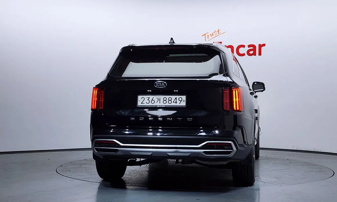 Kia Sorento — фото 5