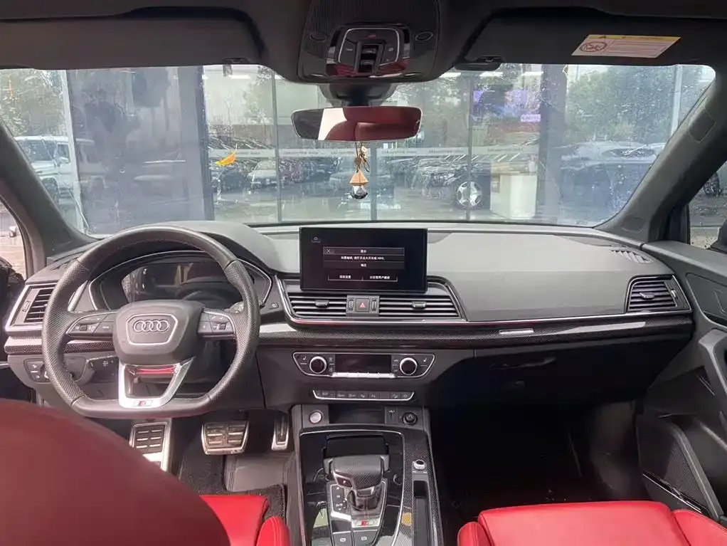 Audi SQ5 2022 из CN, фото 7