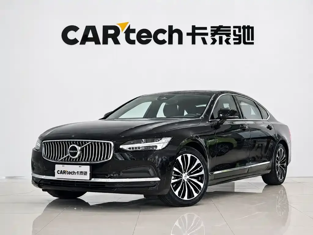 Volvo S90 — фото 1