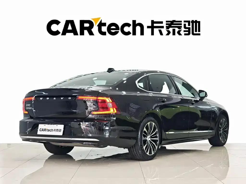 Volvo S90 — фото 10