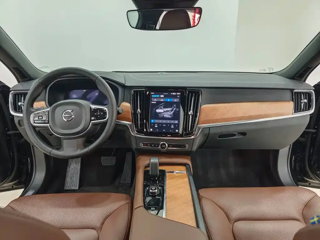 Volvo S90 — фото 4