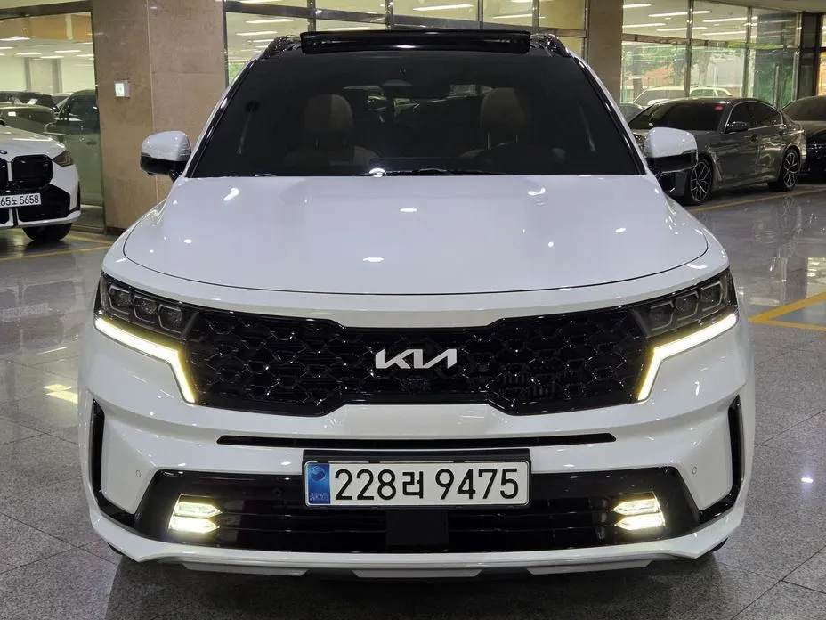 Kia Sorento — фото 4