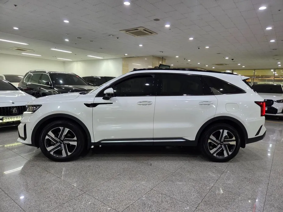 Kia Sorento — фото 5