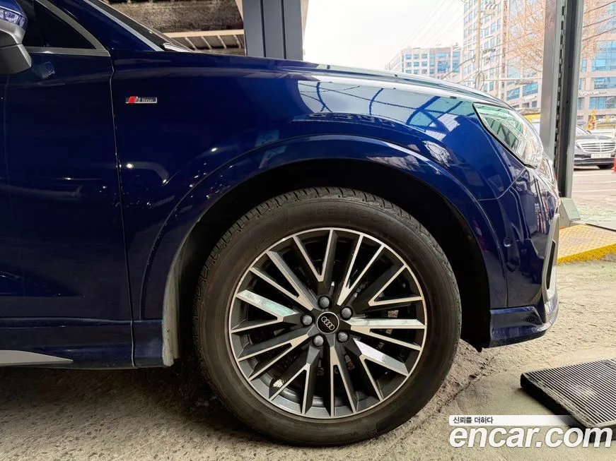 Audi Q3 2023 из KR, фото 10