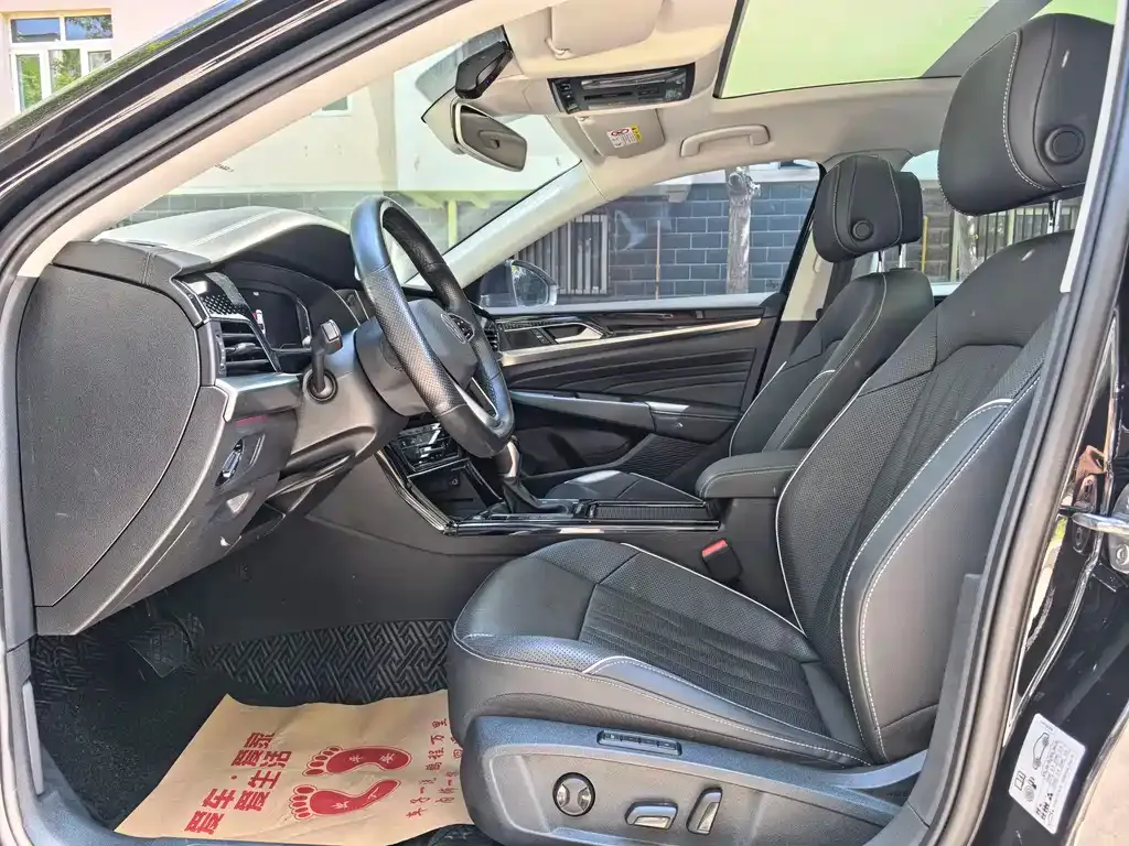 Volkswagen Passat — фото 4