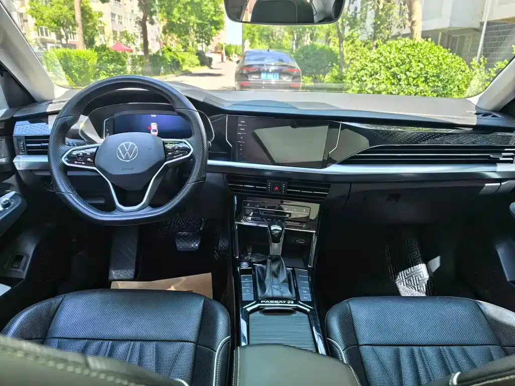 Volkswagen Passat — фото 5