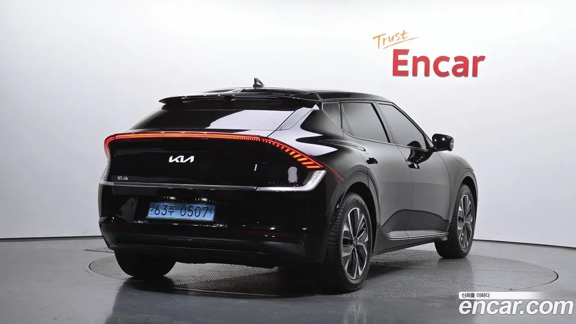 Kia EV6 2023 из KR, фото 4