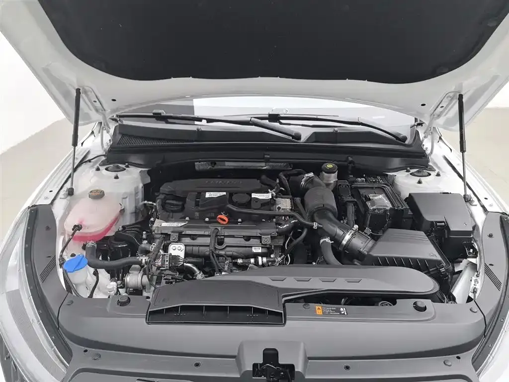 Kia K5 2023 из CN, фото 7