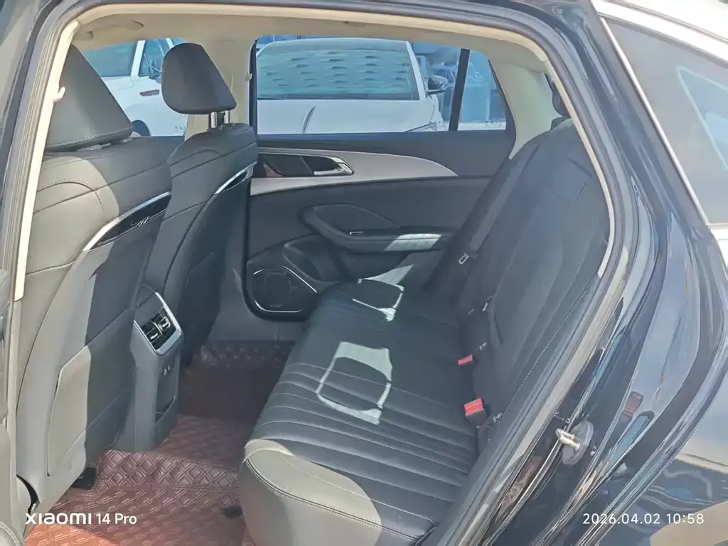 Hongqi H5 2024 из CN, фото 4