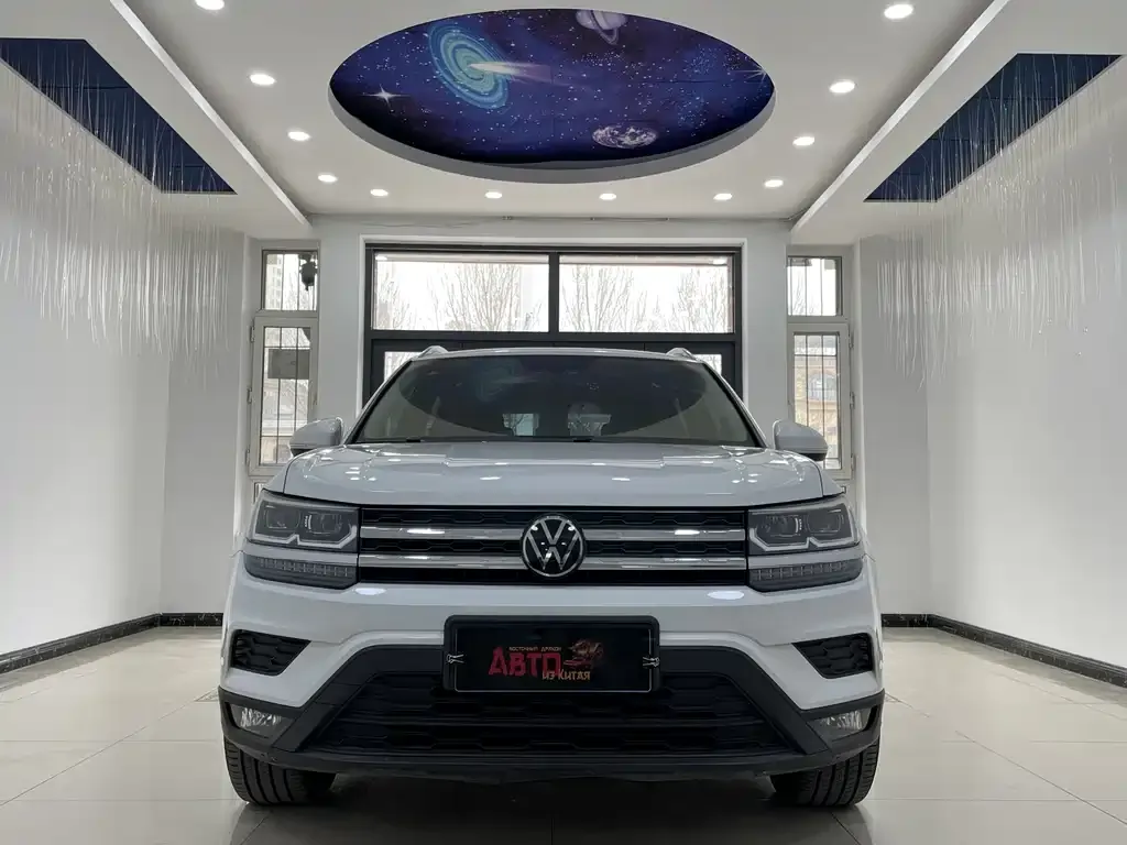 Volkswagen Tharu — фото 4