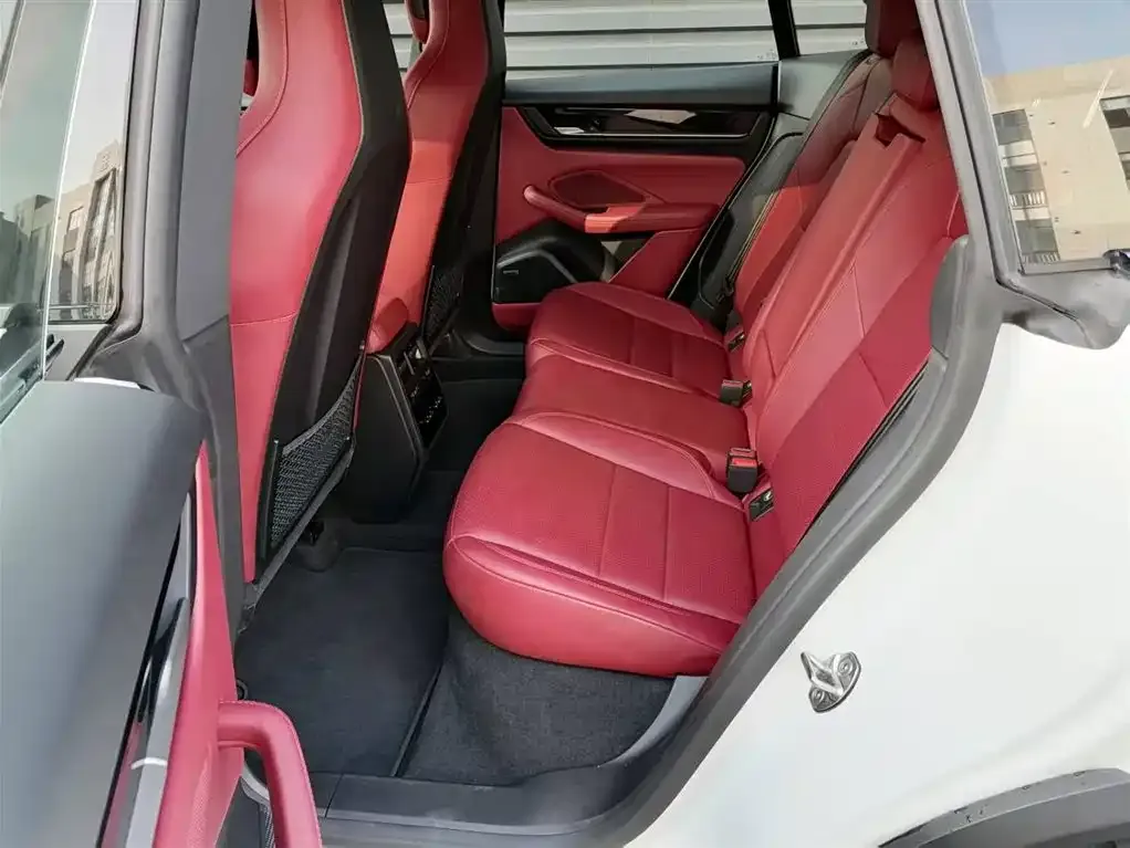 Porsche Macan EV 2025 из CN, фото 8