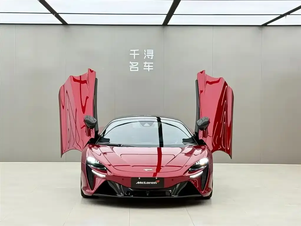 McLaren Artura 2023 из CN, фото 3
