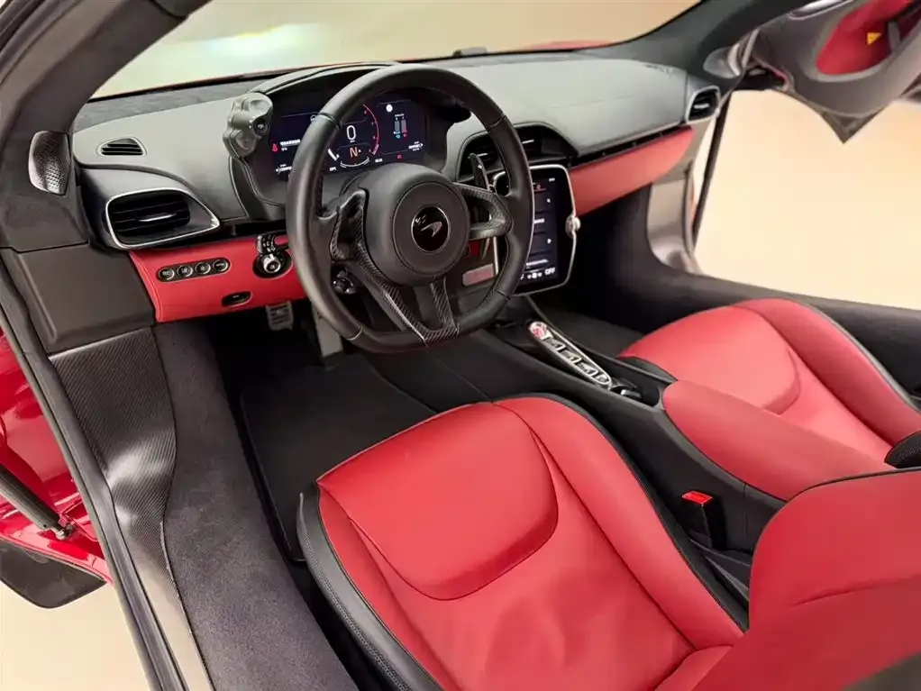 McLaren Artura 2023 из CN, фото 2
