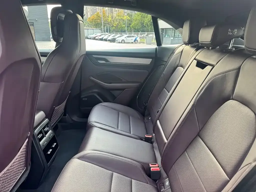 Porsche Macan EV 2024 из CN, фото 7