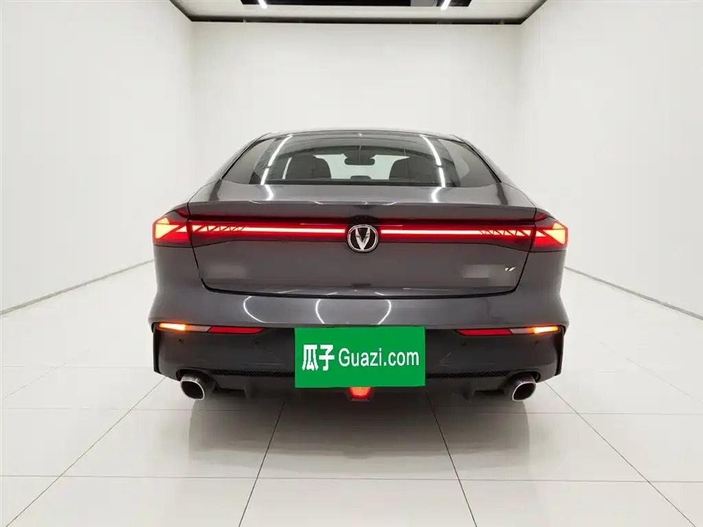 Changan UNI-V iDD 2023 из CN, фото 2