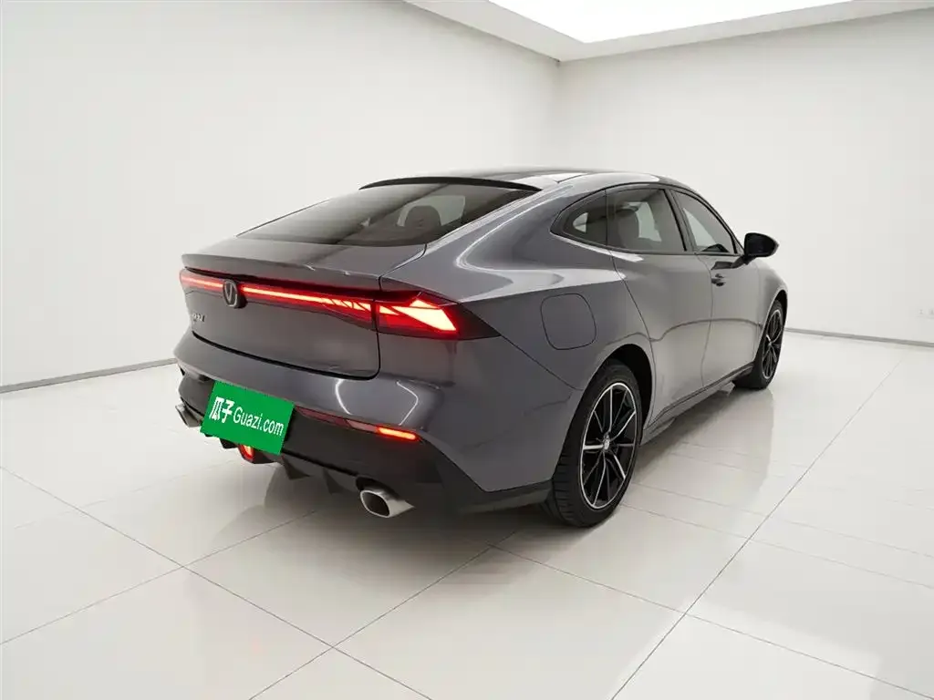 Changan UNI-V iDD 2023 из CN, фото 3