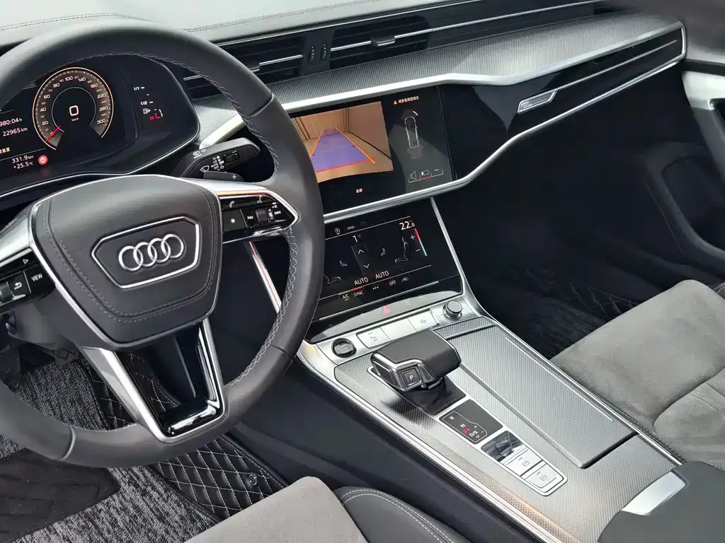 Audi A6L — фото 10