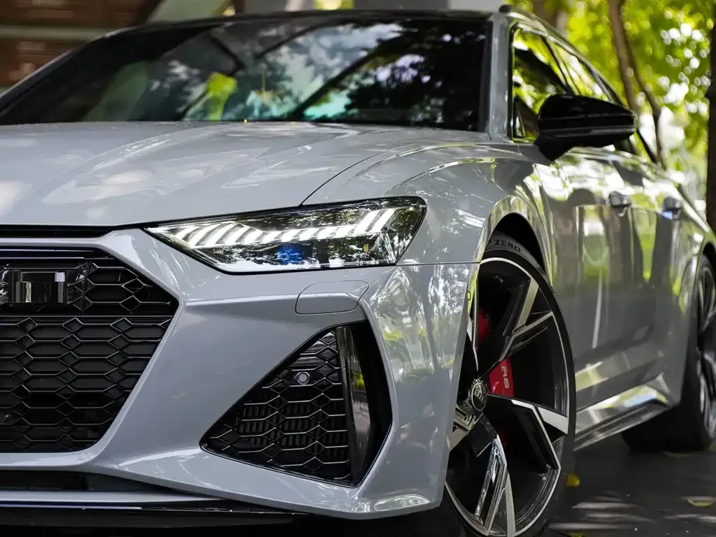 Audi RS 6 2021 из CN, фото 9