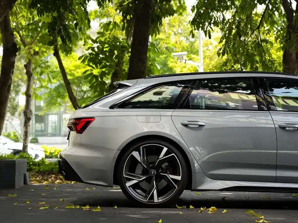Audi RS 6 2021 из CN, фото 5