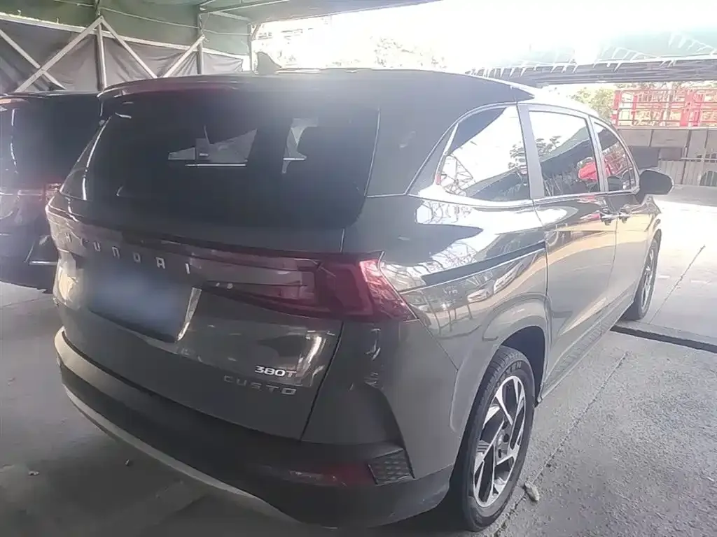 Hyundai Custo — фото 9