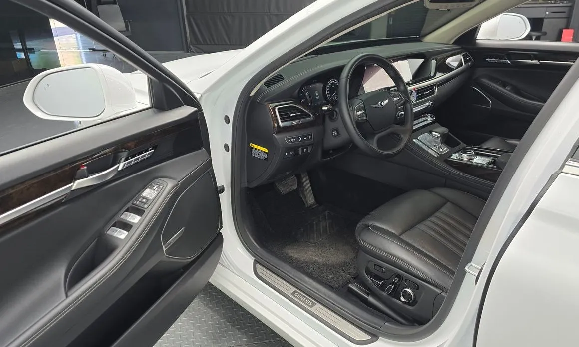 Genesis G90 2022 из KR, фото 8