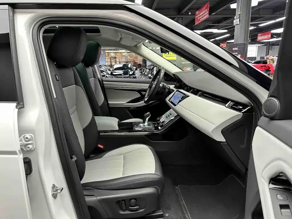 Land Rover Evoque — фото 7