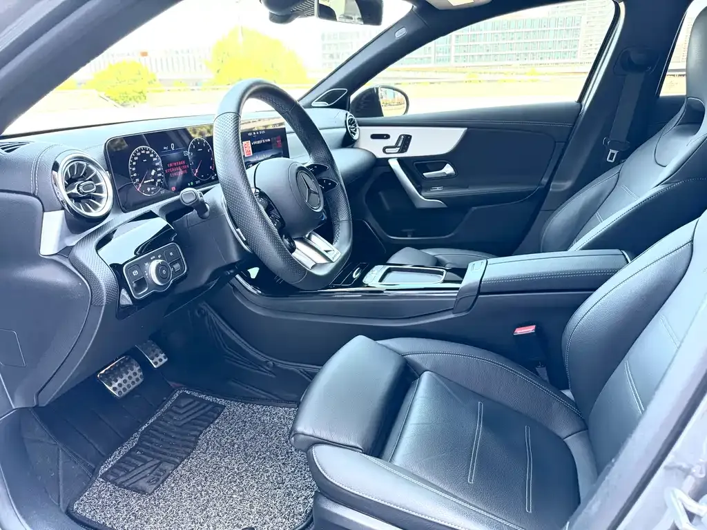 Mercedes-Benz A-Class AMG (Import) 2024 из CN, фото 10