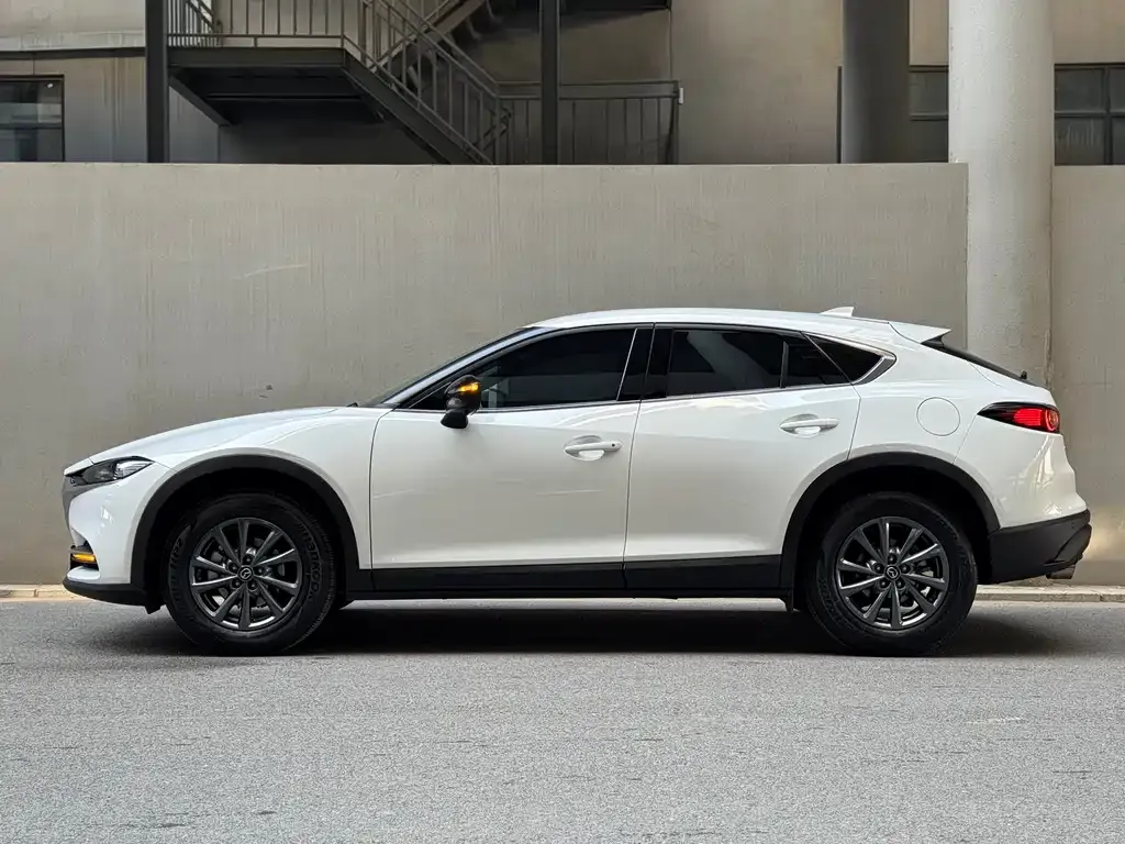 Mazda CX-4 — фото 4