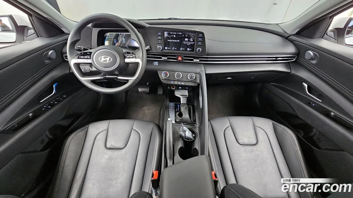 Hyundai AVANTE — фото 6
