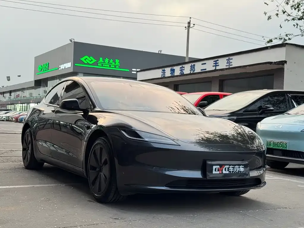 Tesla Model 3 — фото 6