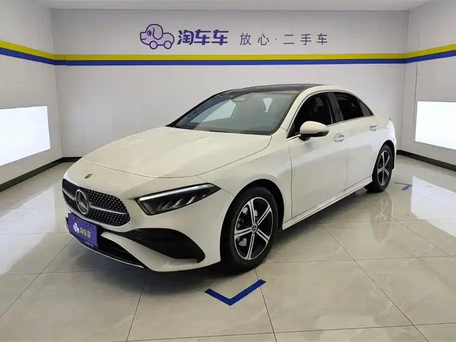 Mercedes-Benz A-Class — фото 1
